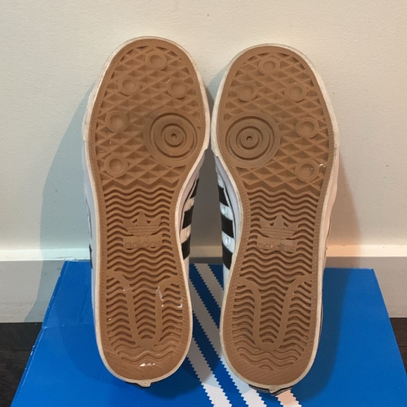 Adidas Nizza mens! Like new! - Picture 4 of 11